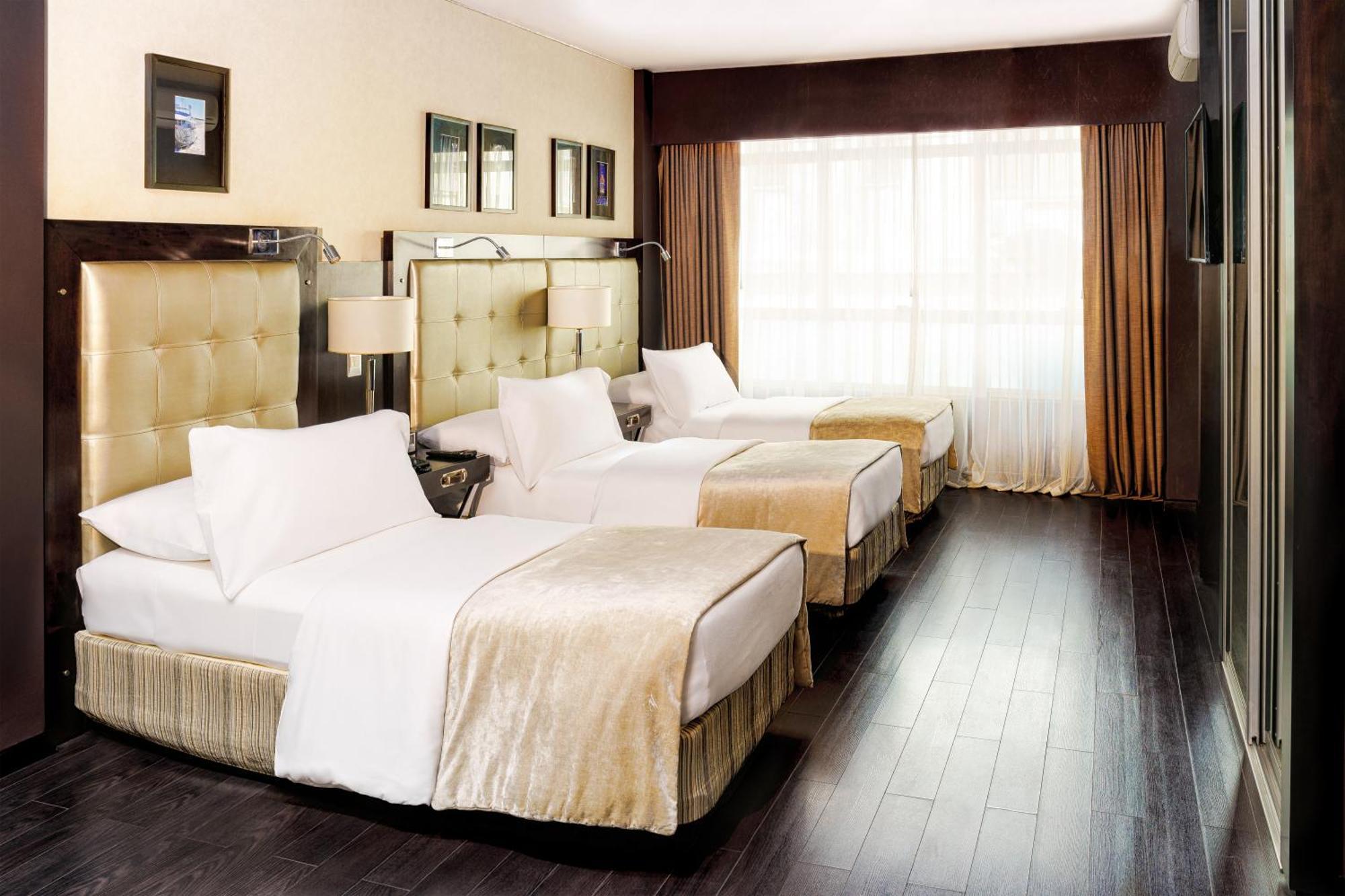 Lennox Hotel